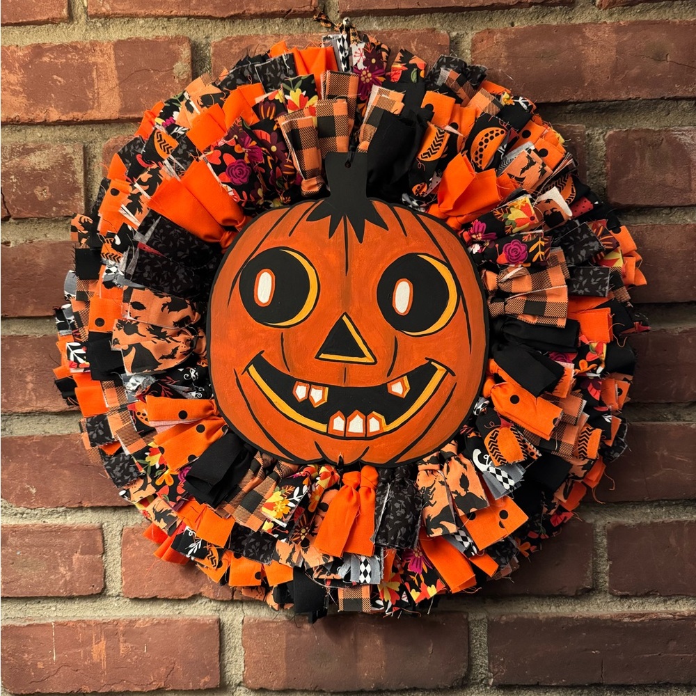 Retro Pumpkin Halloween Rag Wreath